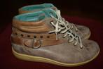 Durea Go, leuke taupe/bruine boots, maat 4 1/2, K, Durea, Bruin, Lage of Enkellaarzen, Ophalen of Verzenden