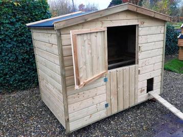 Kippenhok Diepenveen | Duurzame materialen | Dierenverblijf beschikbaar voor biedingen