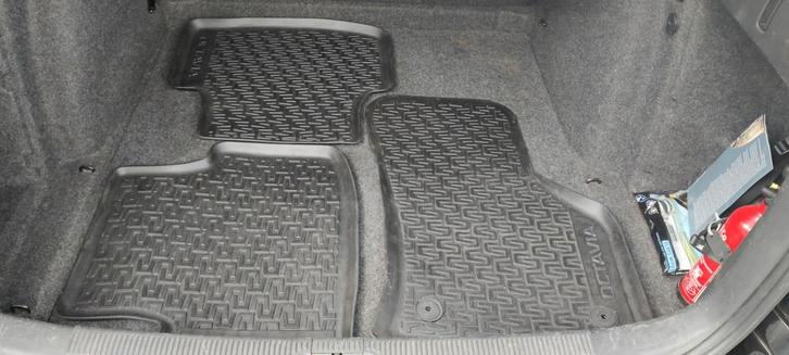 Skoda Rubberen Automatten, Auto diversen, Automatten, Ophalen of Verzenden