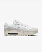 NIKE AIR MAX 1 X JACQUEMUS MAAT 42.5, Ophalen of Verzenden, Nieuw