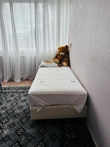 Eenpersoonsbed 90x200 cm - Beige Stof beschikbaar voor biedingen