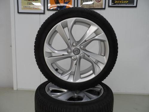 17 inch Opel Astra velgen met all season banden steek 5x105, Auto-onderdelen, Banden en Velgen, Banden en Velgen, All Season, 17 inch