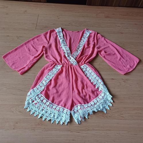 Leuke zomerse playsuit maat 40, Kleding | Dames, Jumpsuits, Zo goed als nieuw, Maat 38/40 (M), Roze, Ophalen of Verzenden