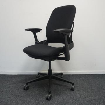 Steelcase Leap V2 Bureaustoelen | Zwart | Ergonomisch beschikbaar voor biedingen