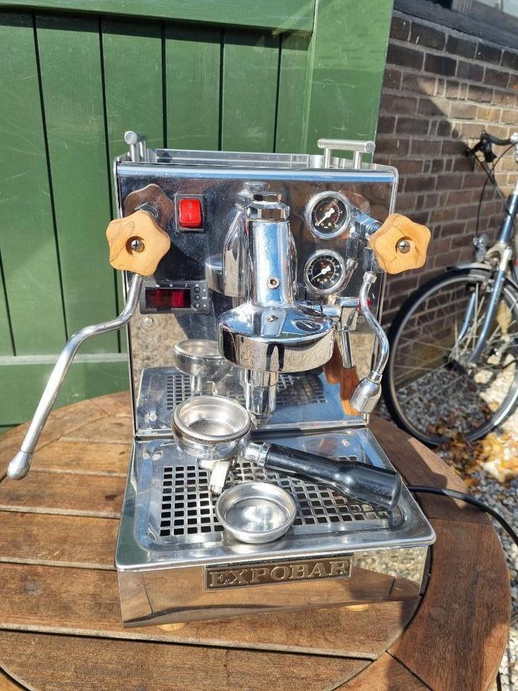 Expobar Brewtus Office Leva 2, Witgoed en Apparatuur, Koffiezetapparaten, Zo goed als nieuw, Gemalen koffie, Koffiemachine, 10 kopjes of meer