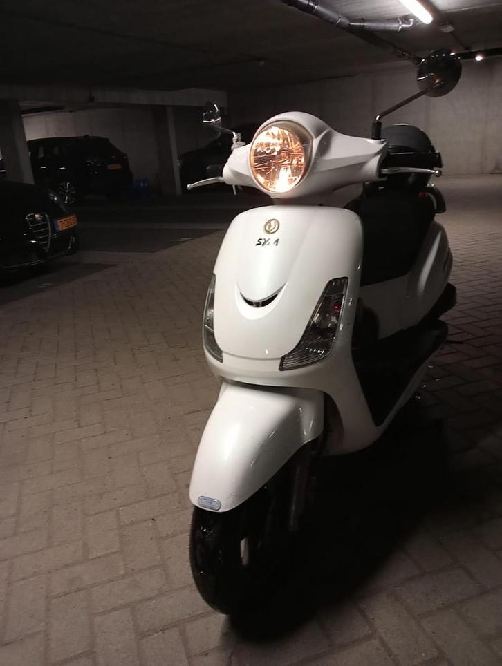 Sym Fiddle scooter - Perfecte staat!, Fietsen en Brommers, Scooters | SYM, Zo goed als nieuw, Overige modellen, Maximaal 25 km/u