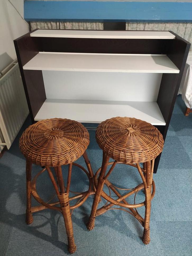 Bar met rotan krukken, Huis en Inrichting, Barren, Ophalen