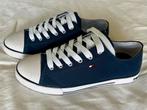 Tommy Hilfiger sneakers maat 38 - NIEUW IN DOOS, Schoenen, Nieuw, Ophalen of Verzenden, Tommy Hilfiger