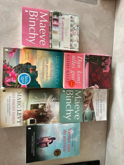 6 boeken Roman genre, Boeken, Chicklit, Zo goed als nieuw, Ophalen of Verzenden