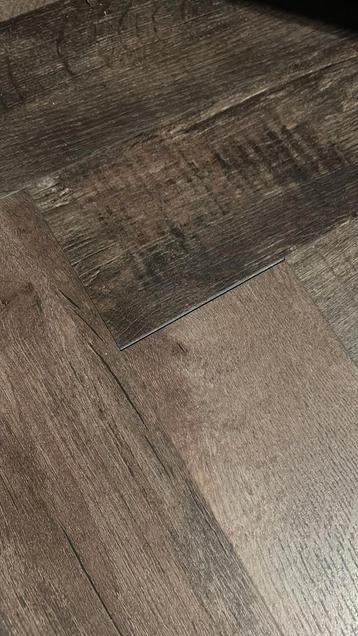 Klik PVC Moduleo Layred Country Oak visgraat 25 m2 beschikbaar voor biedingen