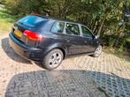 Audi A3 1.6 Sportback 85KW 2007 Zwart, Auto's, Audi, Voorwielaandrijving, 65 €/maand, 15 km/l, Zwart