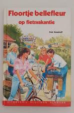 Cok Grashoff - Floortje Bellefleur op fietsvakantie, Fictie, Ophalen of Verzenden, Zo goed als nieuw, Cok Grashoff