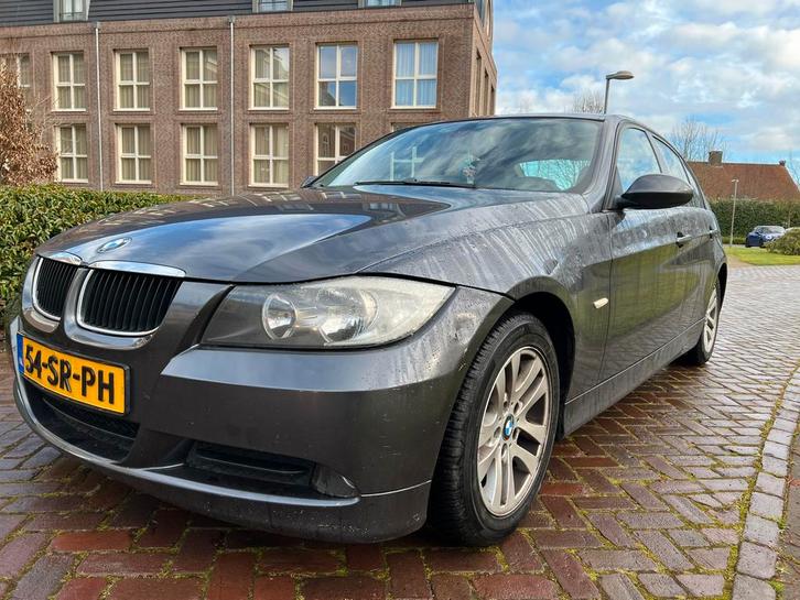 BMW 3-Serie 2.0 I 318 2006 Grijs / MOTORSTORING!, Auto's, BMW, Particulier, 3-Serie, Achteruitrijcamera, Airbags, Airconditioning