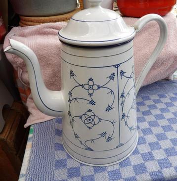 emaille koffiekan/ koffiepot/ theepot Saksisch 3 liter beschikbaar voor biedingen