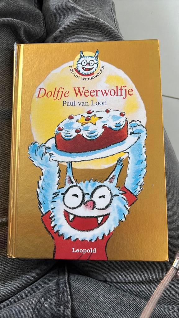 Paul van Loon - Dolfje Weerwolfje, Boeken, Kinderboeken | Jeugd | onder 10 jaar, Zo goed als nieuw, Fictie algemeen, Ophalen of Verzenden
