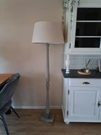 Staande lamp, Huis en Inrichting, Lampen | Vloerlampen, Ophalen, Zo goed als nieuw, 150 tot 200 cm