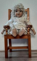 Antieke Porseleinen Pop met Kanten Mutje, Antiek en Kunst, Ophalen of Verzenden