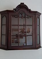 2 Noten houten wand vitrinekastjes, Huis en Inrichting, Ophalen, 50 tot 100 cm, Zo goed als nieuw, Minder dan 100 cm