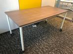 Gispen verrijdbare kantinetafel / vergadertafel, Zo goed als nieuw, Vijf personen of meer, Metaal, 150 tot 200 cm