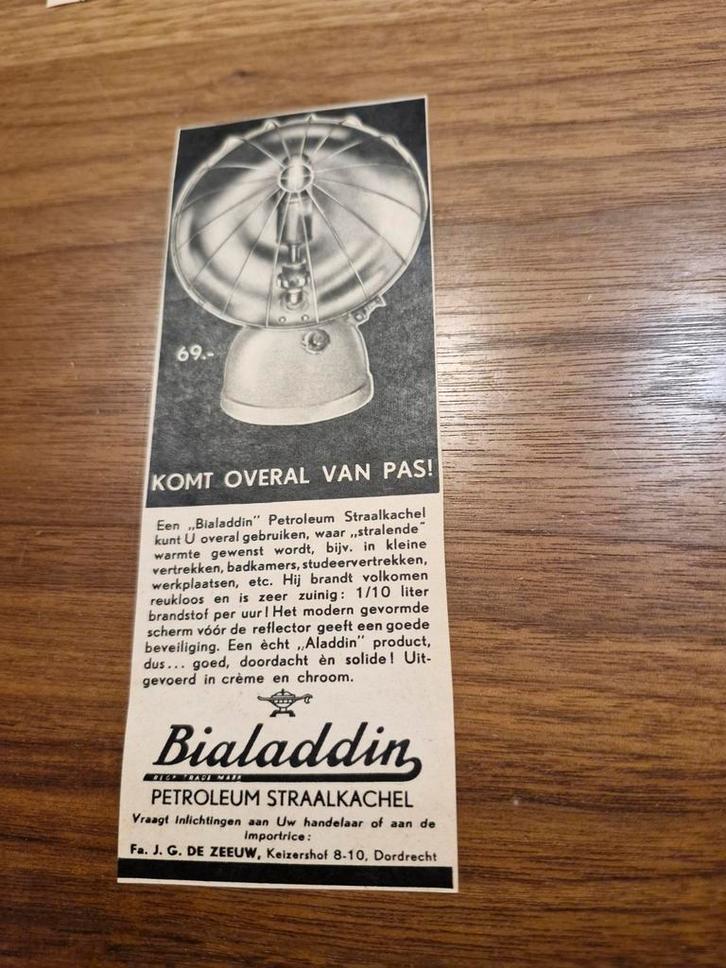 015 Bialaddin Petroleum Straalkachel Advertentie, Verzamelen, Tijdschriften, Kranten en Knipsels, 1940 tot 1960, Ophalen of Verzenden