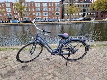 Bekende merken damesfietsen beschikbaar voor biedingen