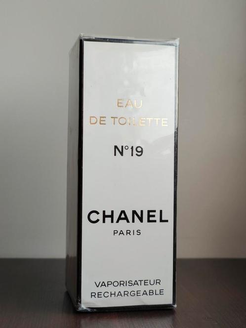Chanel No 19 eau de toilette 50ml - Nieuw Vintage 1980s, Sieraden, Tassen en Uiterlijk, Uiterlijk | Parfum, Nieuw, Ophalen of Verzenden