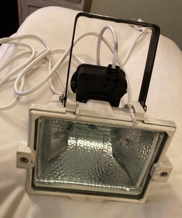 Bouwlamp / 500 watt beschikbaar voor biedingen