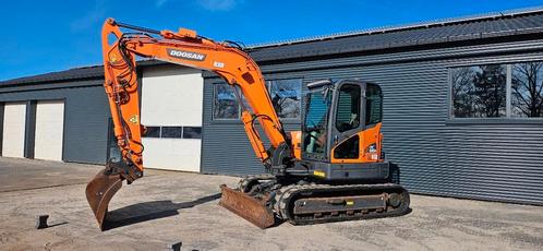 Doosan DX 85r -3 (bj 2017), Zakelijke goederen, Machines en Bouw | Kranen en Graafmachines, Graafmachine