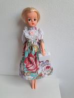 Nachthemd met koffer voor barbie sindy fleur excl pop, Ophalen of Verzenden, Gebruikt, Kleertjes