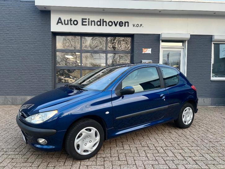 Peugeot 206 1.4 XT 3Drs,Automaat,Airco,Orig NL € 2995,-, Auto's, Peugeot, Bedrijf, Te koop, ABS, Airbags, Airconditioning, Boordcomputer