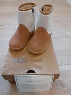 Ugg's maat 23,5, Ophalen, Gebruikt, UGG, Meisje