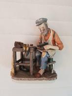 Beeldje schoenenmaker, Antiek en Kunst, Ophalen of Verzenden