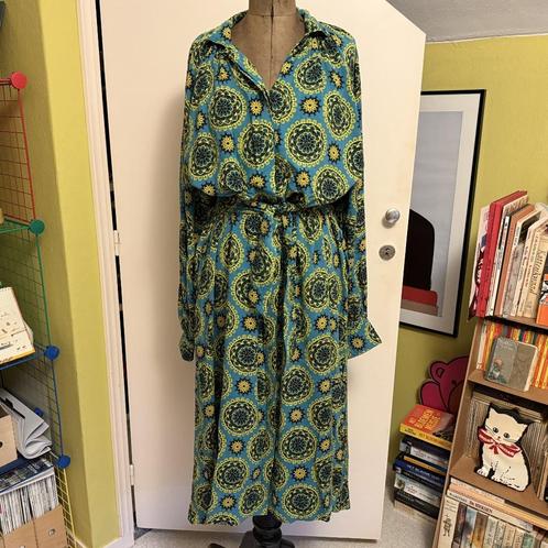 Lonneke Nooteboom lange zomerjurk universele maat ZGAN!!!, Kleding | Dames, Jurken, Zo goed als nieuw, Onder de knie, Verzenden