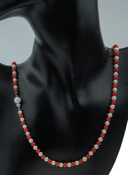 Bloedkoraal parel collier zilveren bolslot vintage ketting, Sieraden, Tassen en Uiterlijk, Antieke sieraden, Ketting, Zilver, Met edelsteen