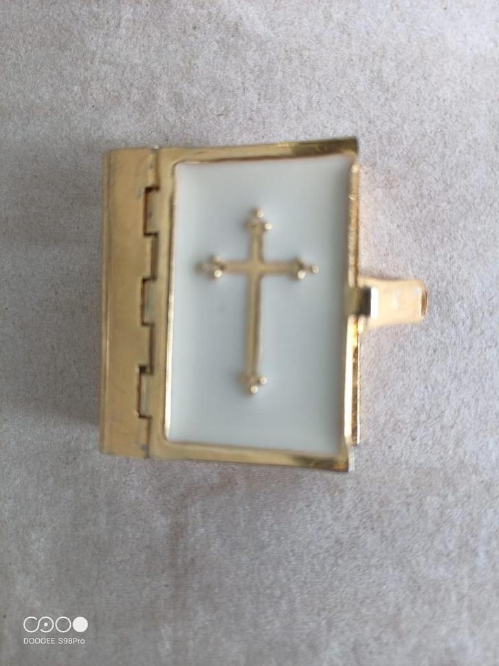 Miniatuur( zeer klein)gedrukt! BIJBEL 3,5X3X1cm, Antiek en Kunst, Antiek | Boeken en Bijbels, Ophalen of Verzenden