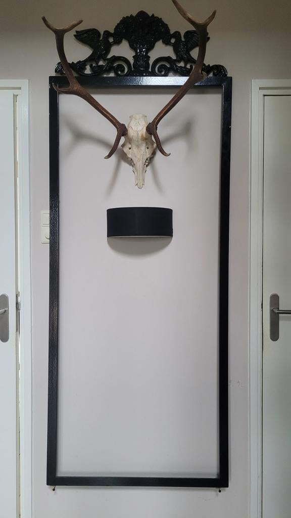 Lijst, smeedijzer, decoratieve kuif. Zwart gelakt 79.8x1.80m, Ophalen, Rechthoekig