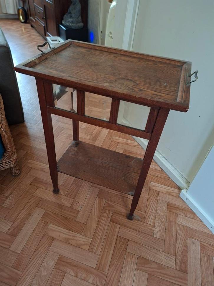 Antiek theetafeltje met Dienblad, Antiek en Kunst, Antiek | Meubels | Tafels, Ophalen