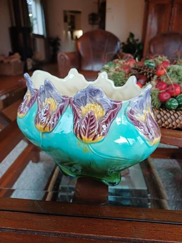 Franse Jardiniere Tulpenvaas Brocante barbotine tulpen kerst beschikbaar voor biedingen