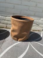 Leren bloempot, Tuin en Terras, Bloempotten, Ophalen, Kunststof, Rond, Zo goed als nieuw
