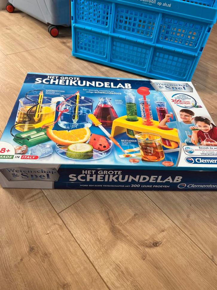 Het Grote Scheikundelab - Clementoni, Kinderen en Baby's, Speelgoed | Educatief en Creatief, Zo goed als nieuw, Ontdekken, Ophalen of Verzenden