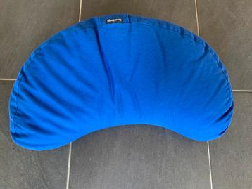 Meditatie kussen / halve maan/ nieuw beschikbaar voor biedingen