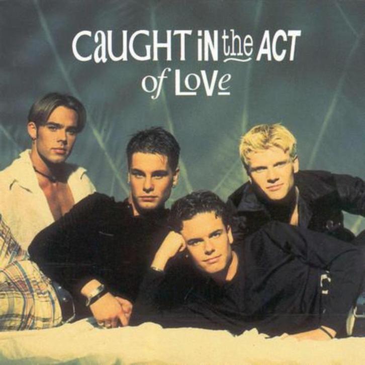 cd van Caught In The Act ‎– of love, Cd's en Dvd's, Cd's | Pop, Zo goed als nieuw, 1980 tot 2000, Verzenden