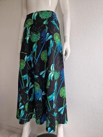 Lien & Giel maxi rok. Maat M. Zwart/print. beschikbaar voor biedingen