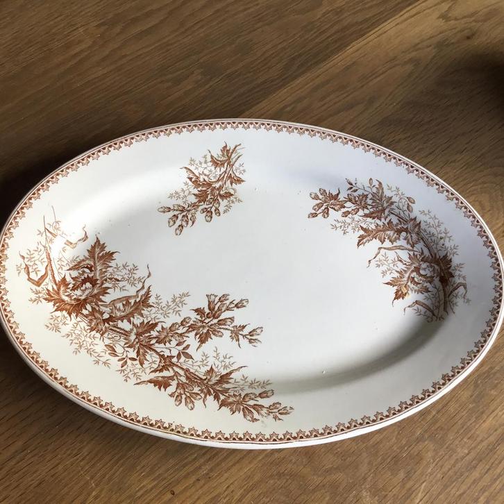 Grote broodschaal Societe Ceramique, M.A. Decor Chardon, Antiek en Kunst, Antiek | Schalen, Ophalen of Verzenden