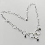 Mooie nieuwe verfijnde, speelse zilveren ketting met Onyx, Zwart, Nieuw, Ophalen of Verzenden, Met edelsteen