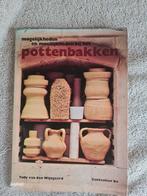 Mogelijkheden en moeilijkheden bij het pottenbakken., Hobby en Vrije tijd, Ophalen of Verzenden, Gebruikt