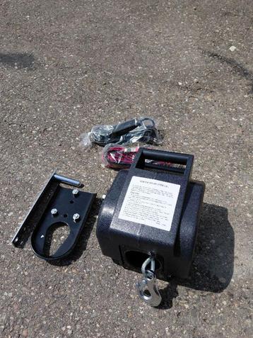 Lier 12 Volt. Nieuw in DOOS !!! beschikbaar voor biedingen