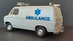 Chevrolet g20 Ambulance 1:32 Heller Pol, Ophalen of Verzenden, Zo goed als nieuw, Auto