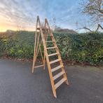 Vintage houten schilderstrap, 8 treden, Doe-het-zelf en Verbouw, Ladders en Trappen, Ophalen of Verzenden, Gebruikt, Minder dan 2 meter