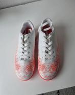 Dutchy zaalschoenen maat 33 - zo goed als nieuw!, Dutchy, Ophalen of Verzenden, Zo goed als nieuw, Jongen of Meisje